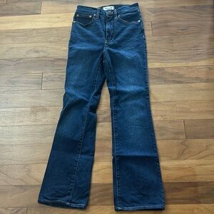 Madewell NWOT Skinny Flare Jeans in Dark Wash Size 24!